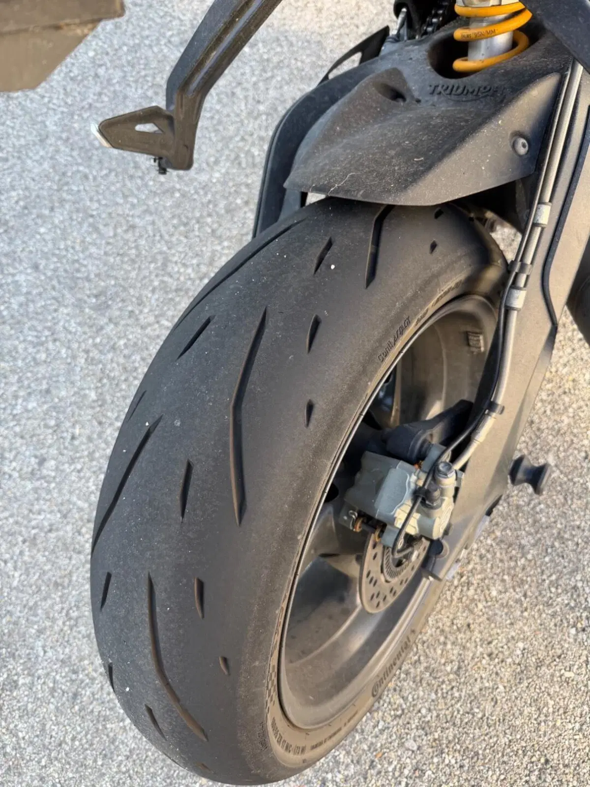 Triumph Street Triple 765 RS (2023 - 26) (2)
