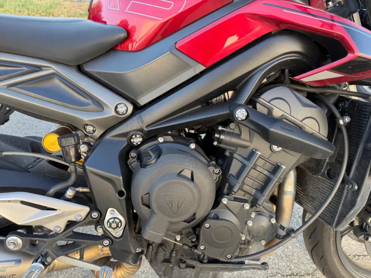 Triumph Street Triple 765 RS (2023 - 26) (5)