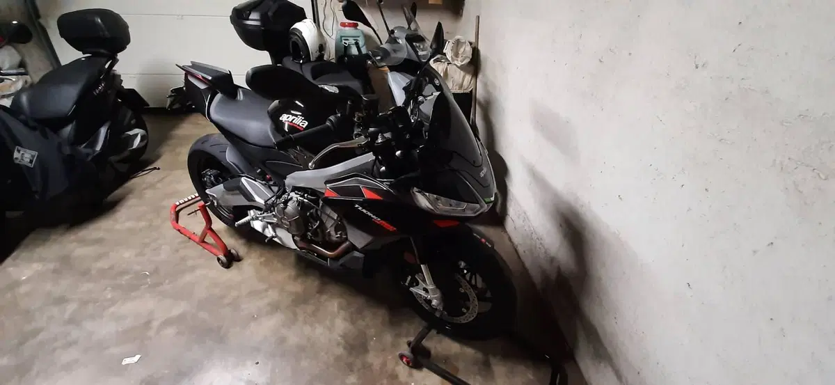 Aprilia Tuono 660 Factory (2022 - 24) (2)