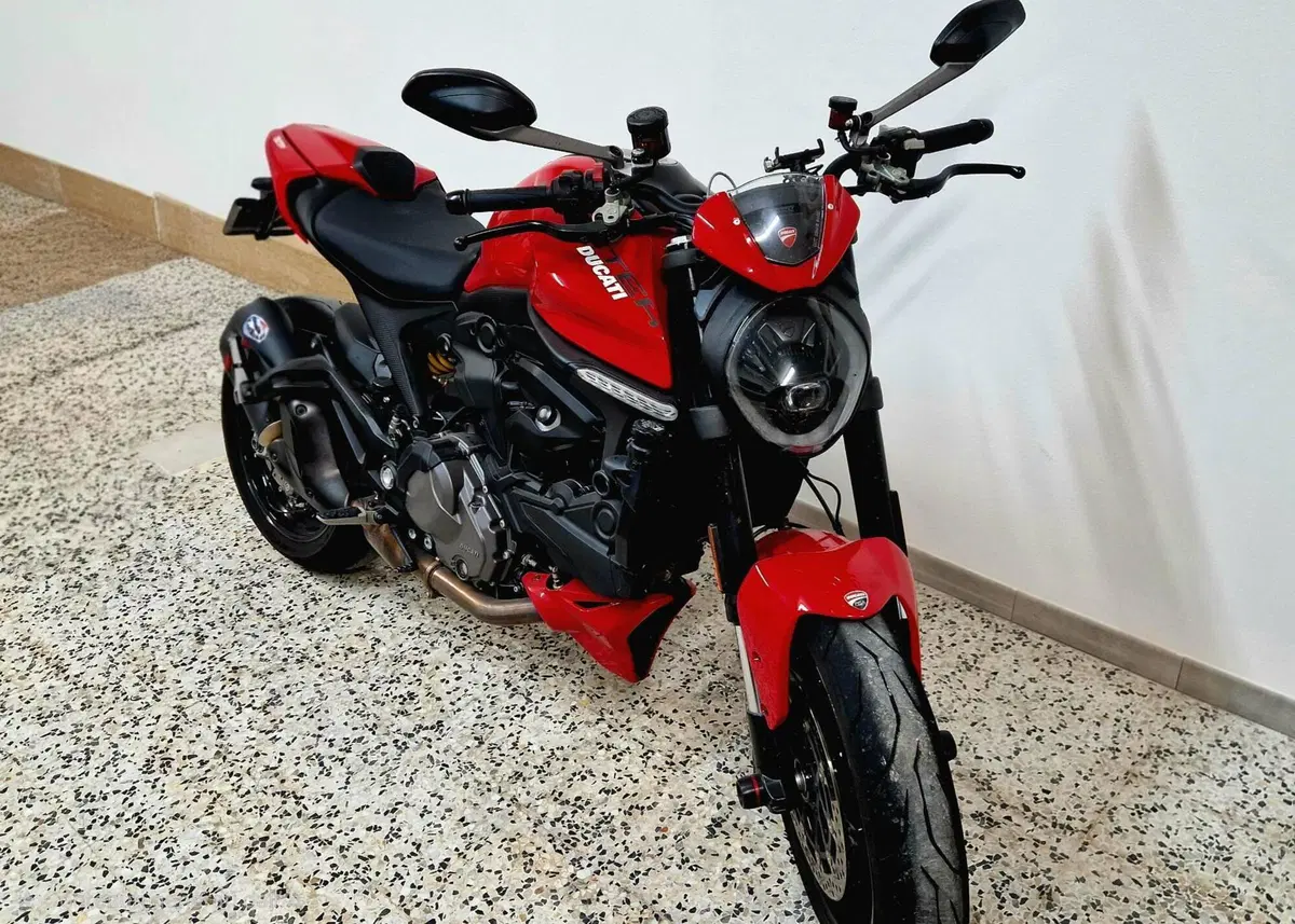 Ducati Monster 937 + (2021 - 25) (7)