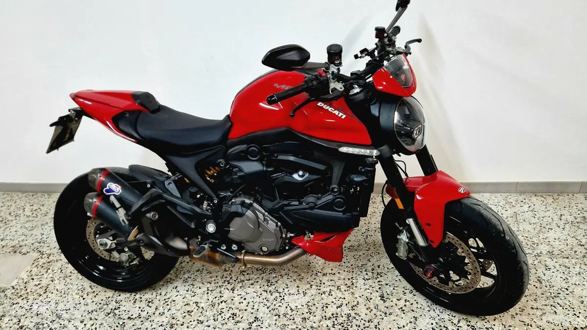 Ducati Monster 937 + (2021 - 25) (8)