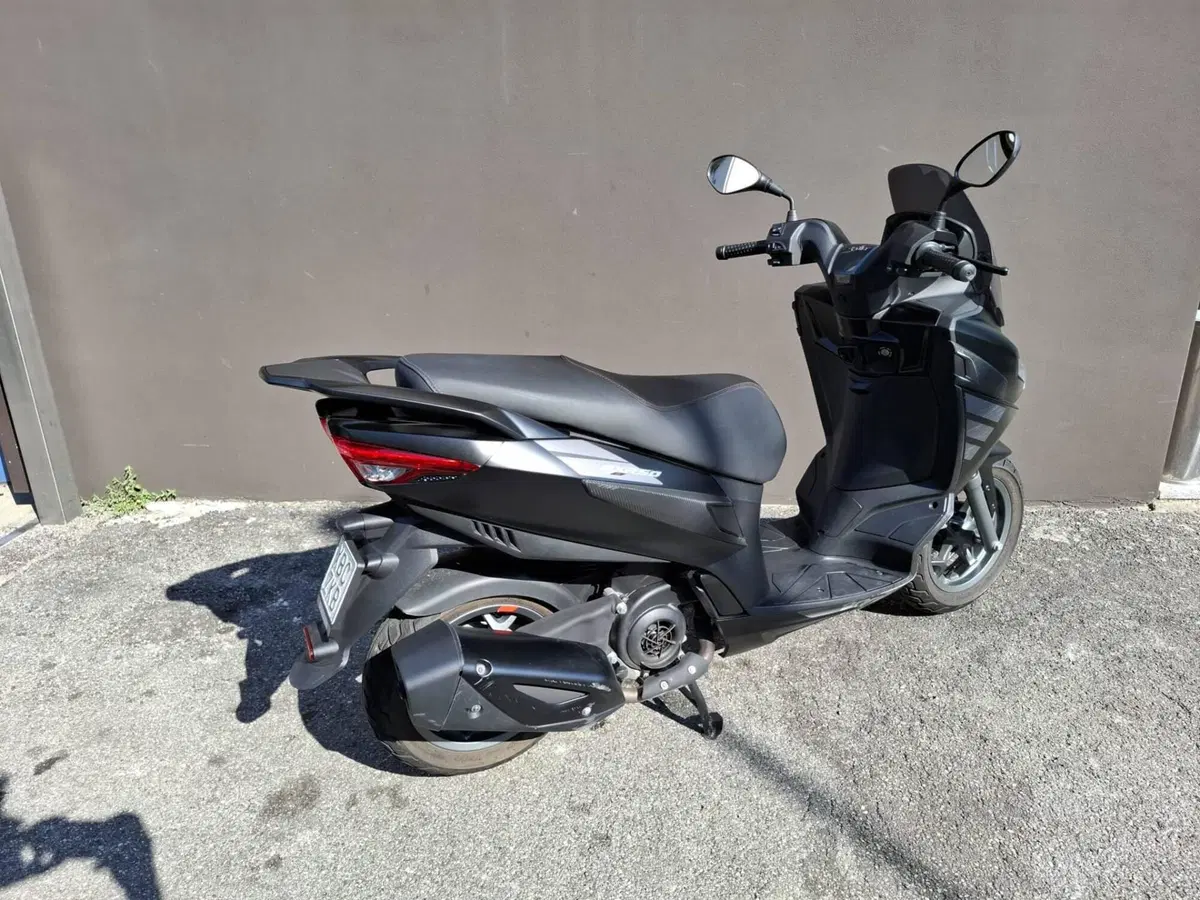 Aprilia SXR 50 (2021 - 26) (4)