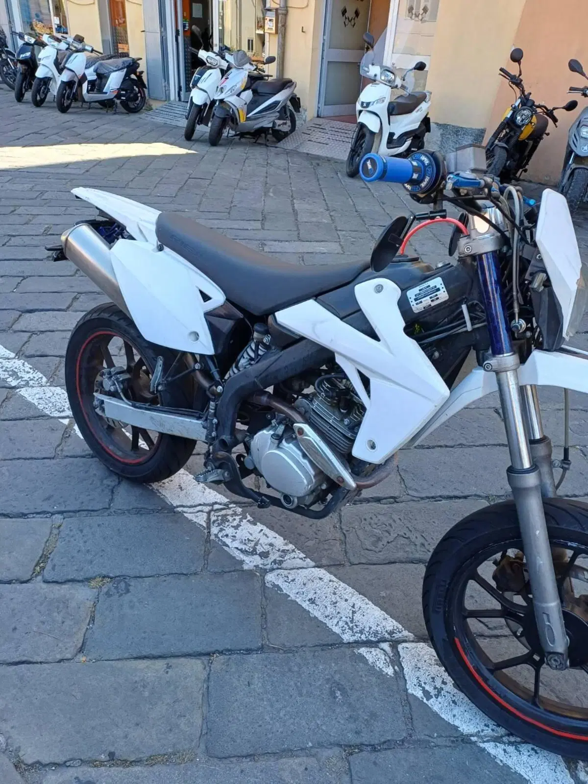 Rieju Marathon 125 Motard A.C. (2017 - 20) (3)