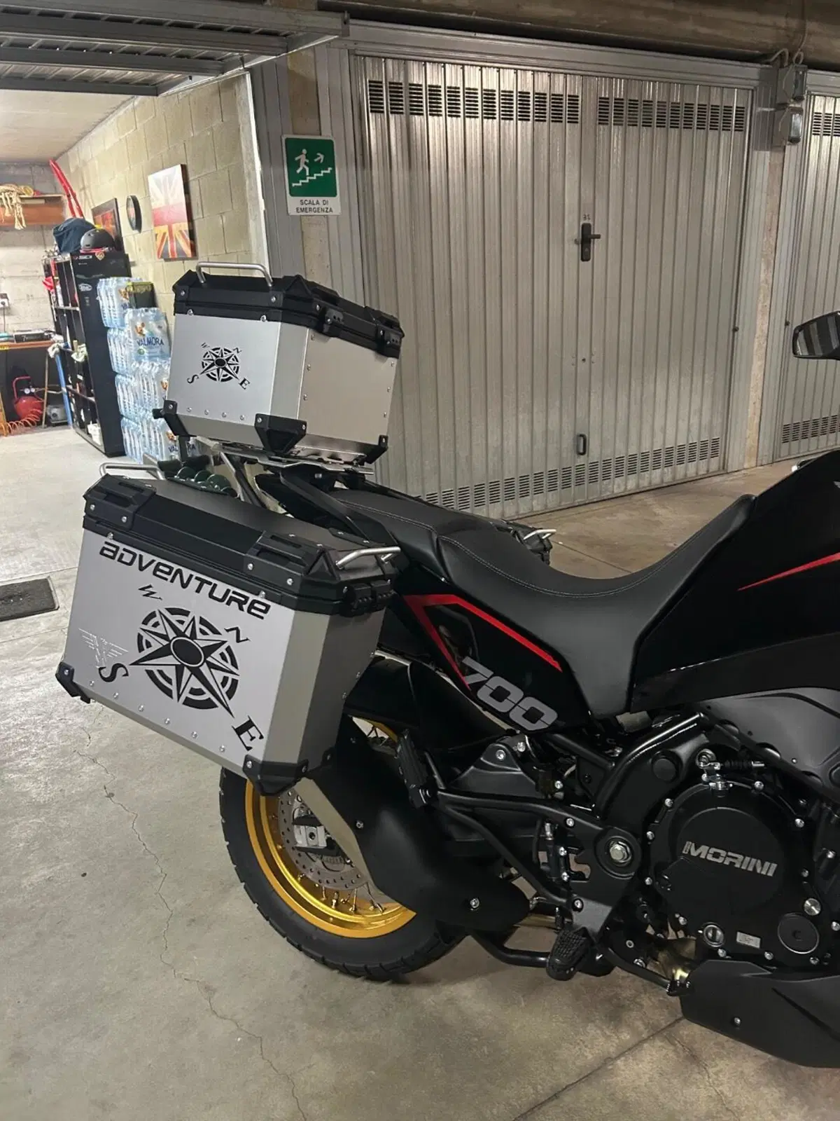 Moto Morini X-Cape 700 Gold Edition (2025 - 26) (7)