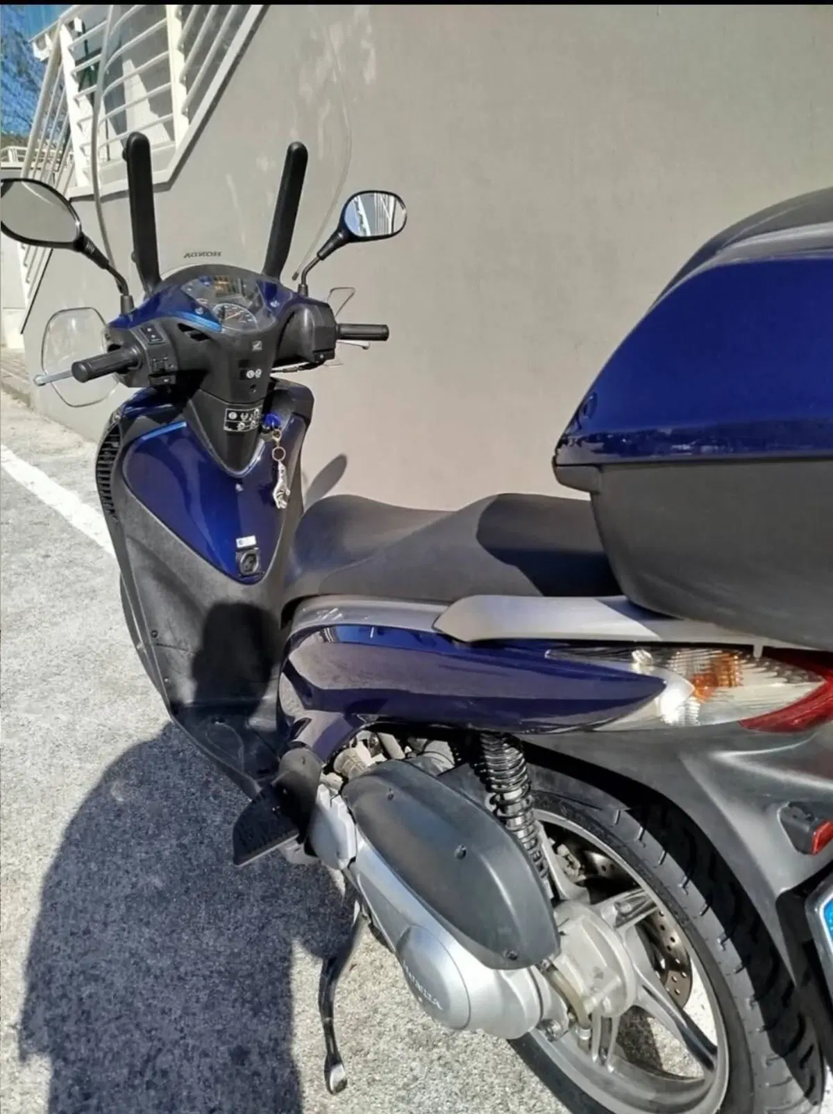 Honda SH 125 i (2009 - 12) (2)