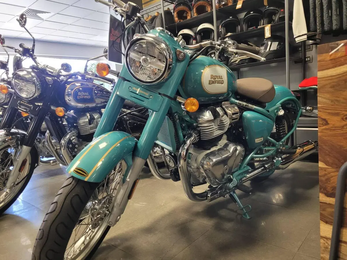 Royal Enfield Classic 650 (2025 - 26) (4)