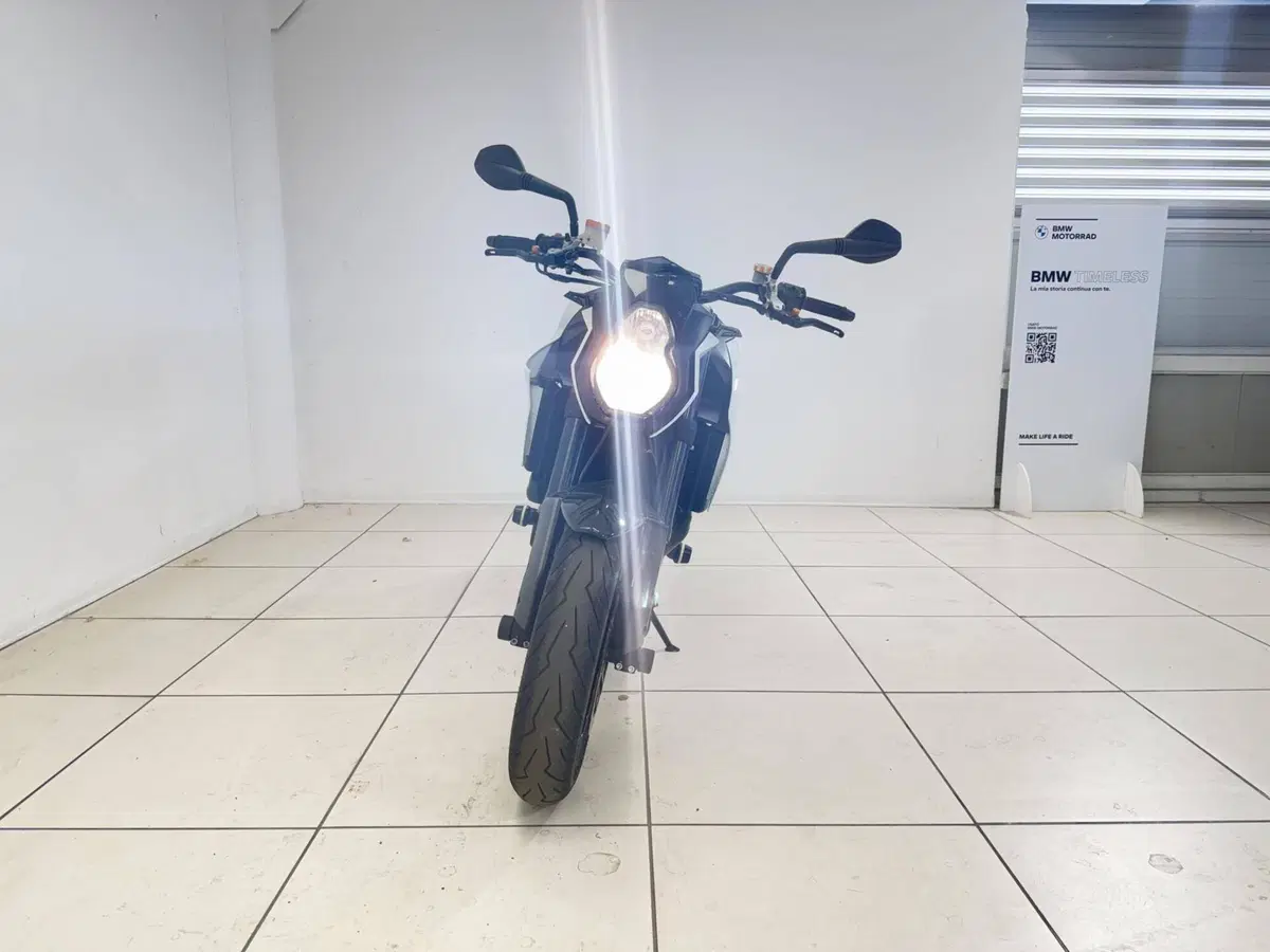 KTM 990 Super Duke R (2009 - 11) (3)