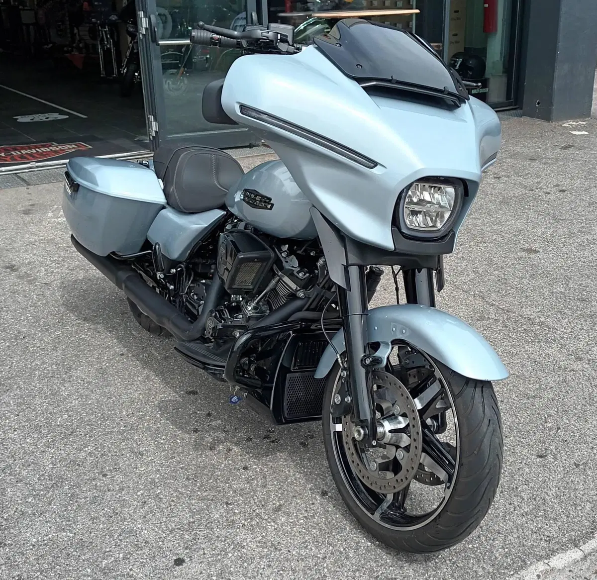 Harley-Davidson Street Glide (2024 - 26)