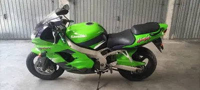 Kawasaki Ninja 900 ZX-9R (1998 - 01) usata