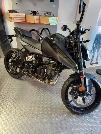 KTM 125 Duke (2026) nuova