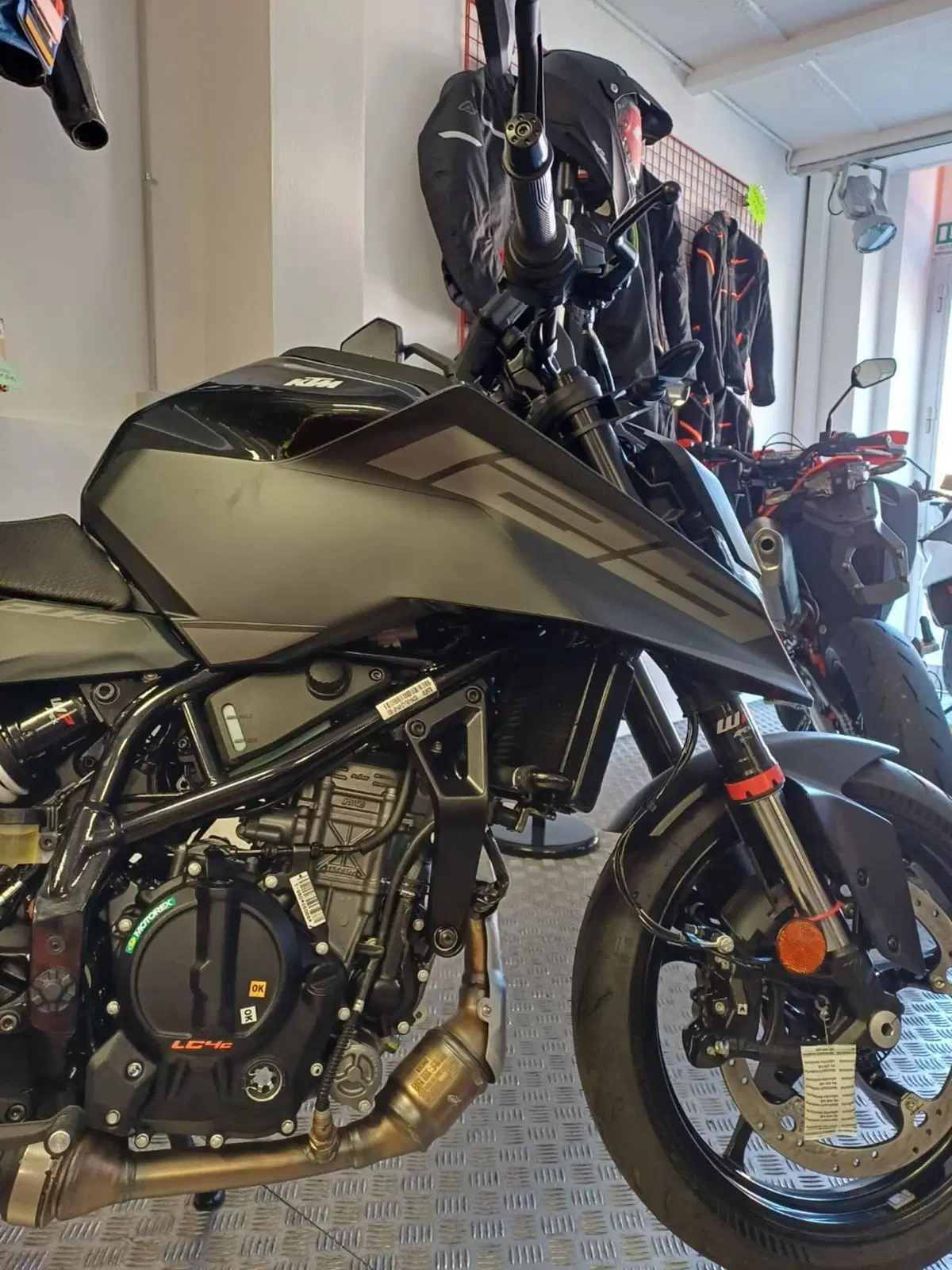 KTM 125 Duke (2026) (3)