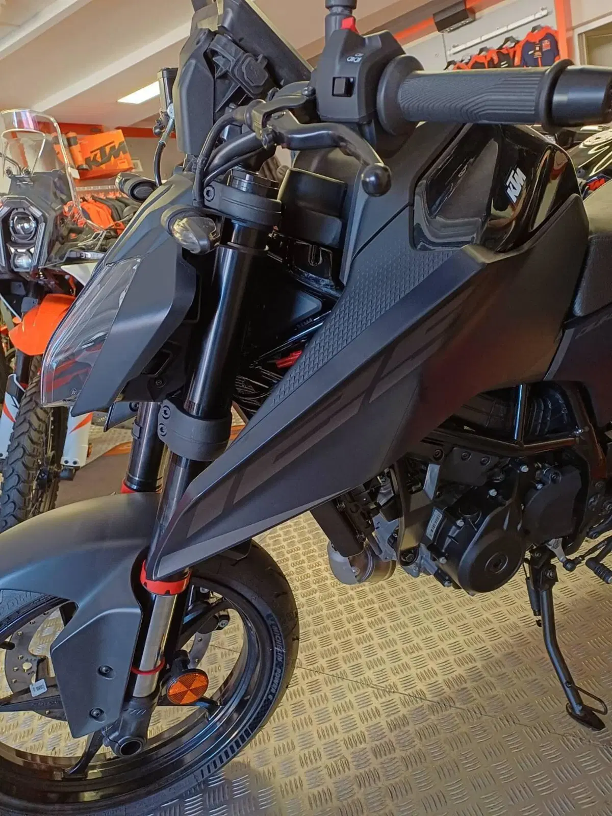 KTM 125 Duke (2026) (4)