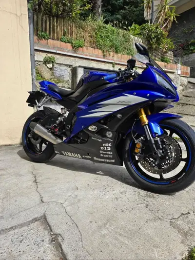 Yamaha YZF R6 (2006 - 07) usata