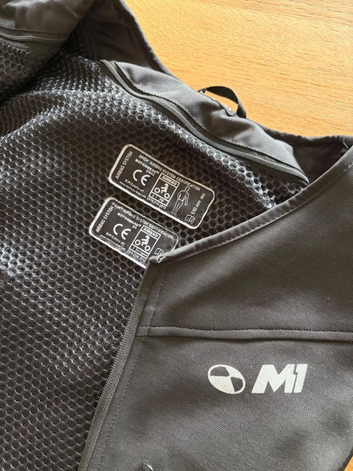 Motoairbag M1 (5)