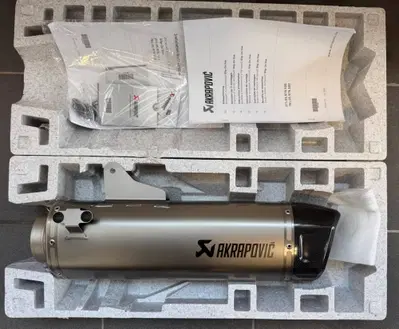 007-KTM 690 SMC R 76105979500 Slip-On Line Akrapovic
