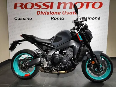 Yamaha MT-09 (2021 - 23) usata