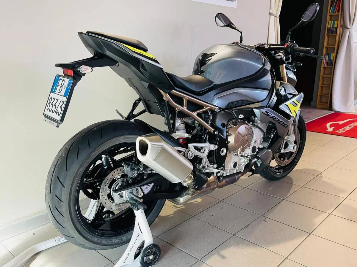 Bmw S 1000 R (2021 - 24) (4)