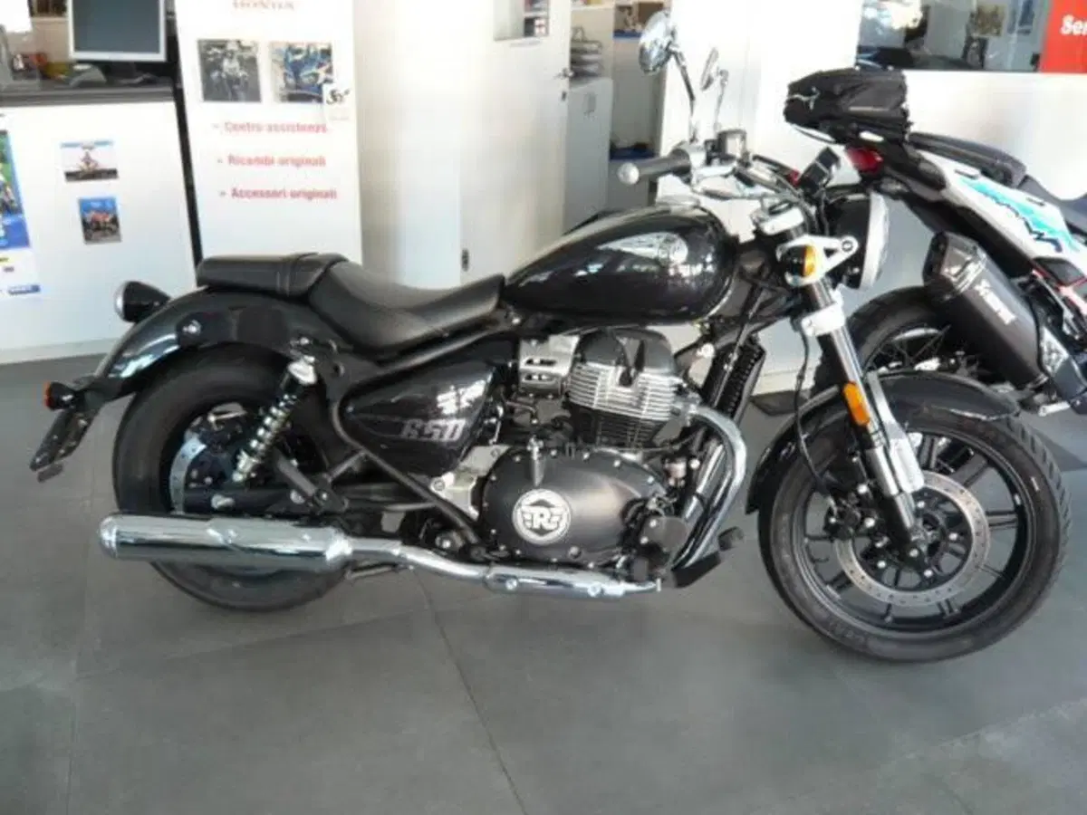 Royal Enfield Super Meteor 650 (2023 - 26)
