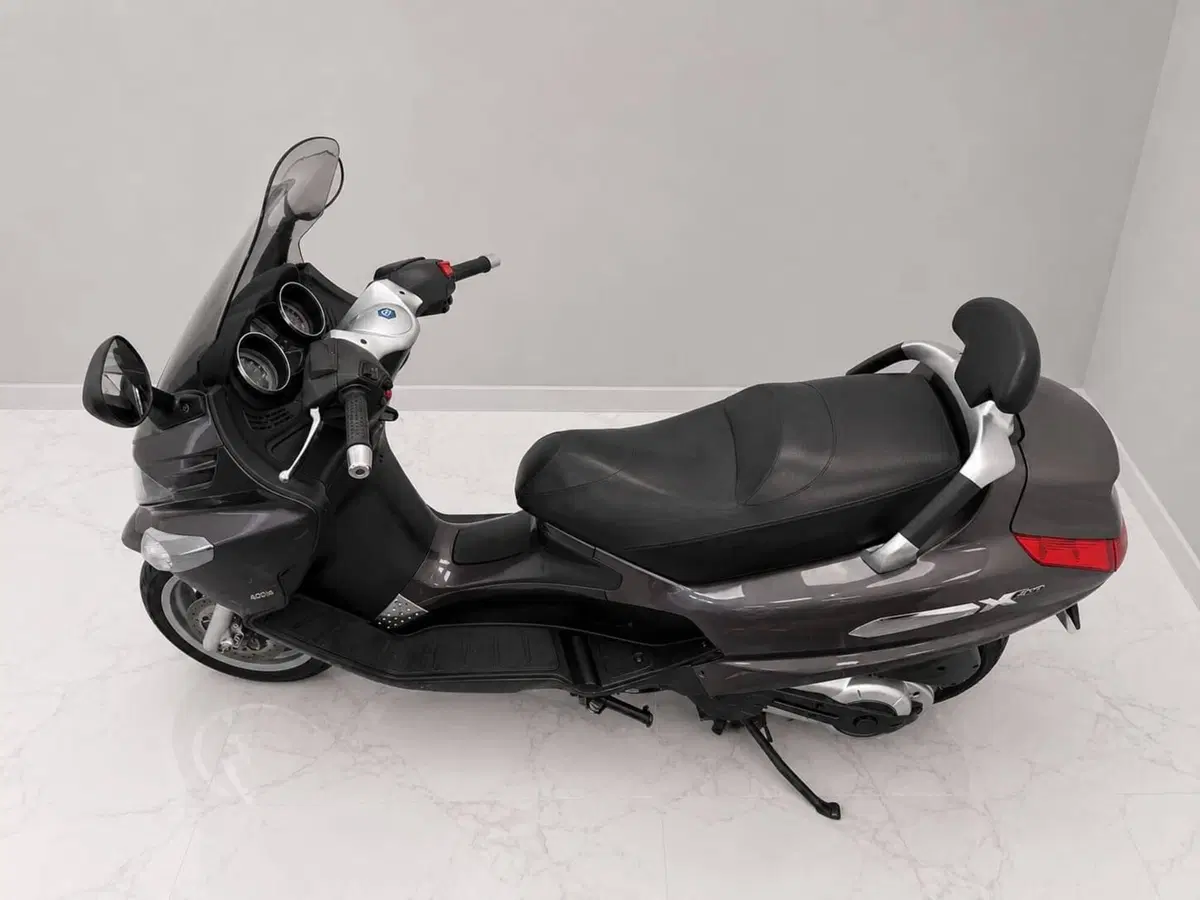 Piaggio Xevo 400 (2007 - 13) (7)