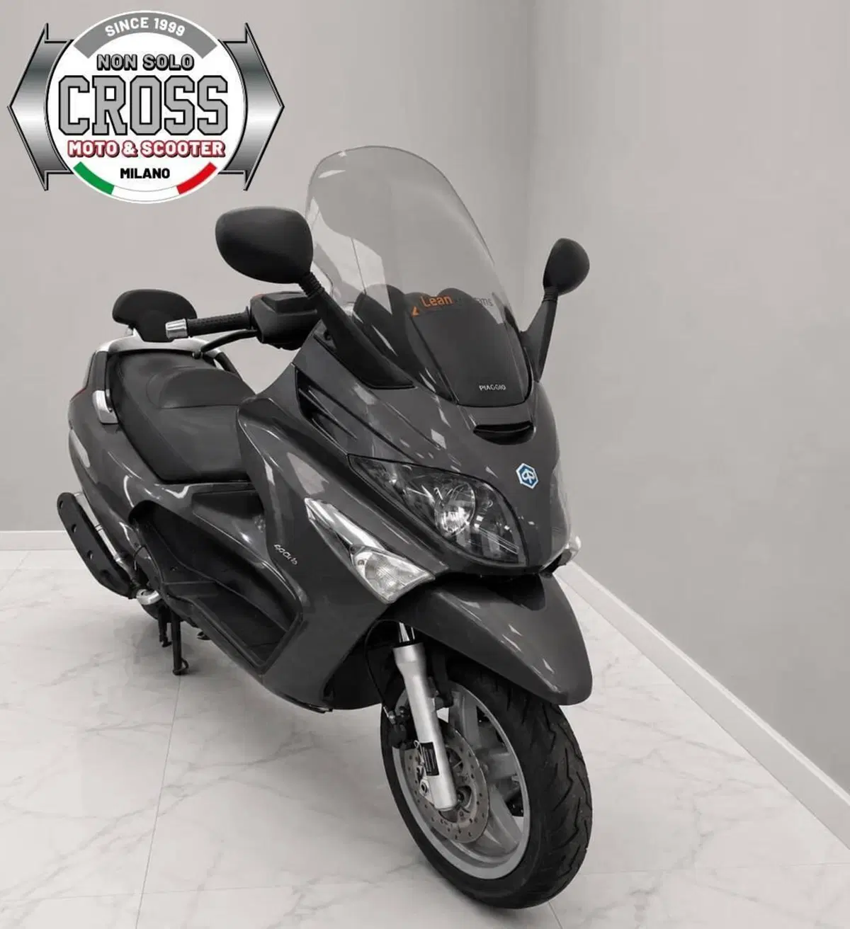 Piaggio Xevo 400 (2007 - 13) (2)