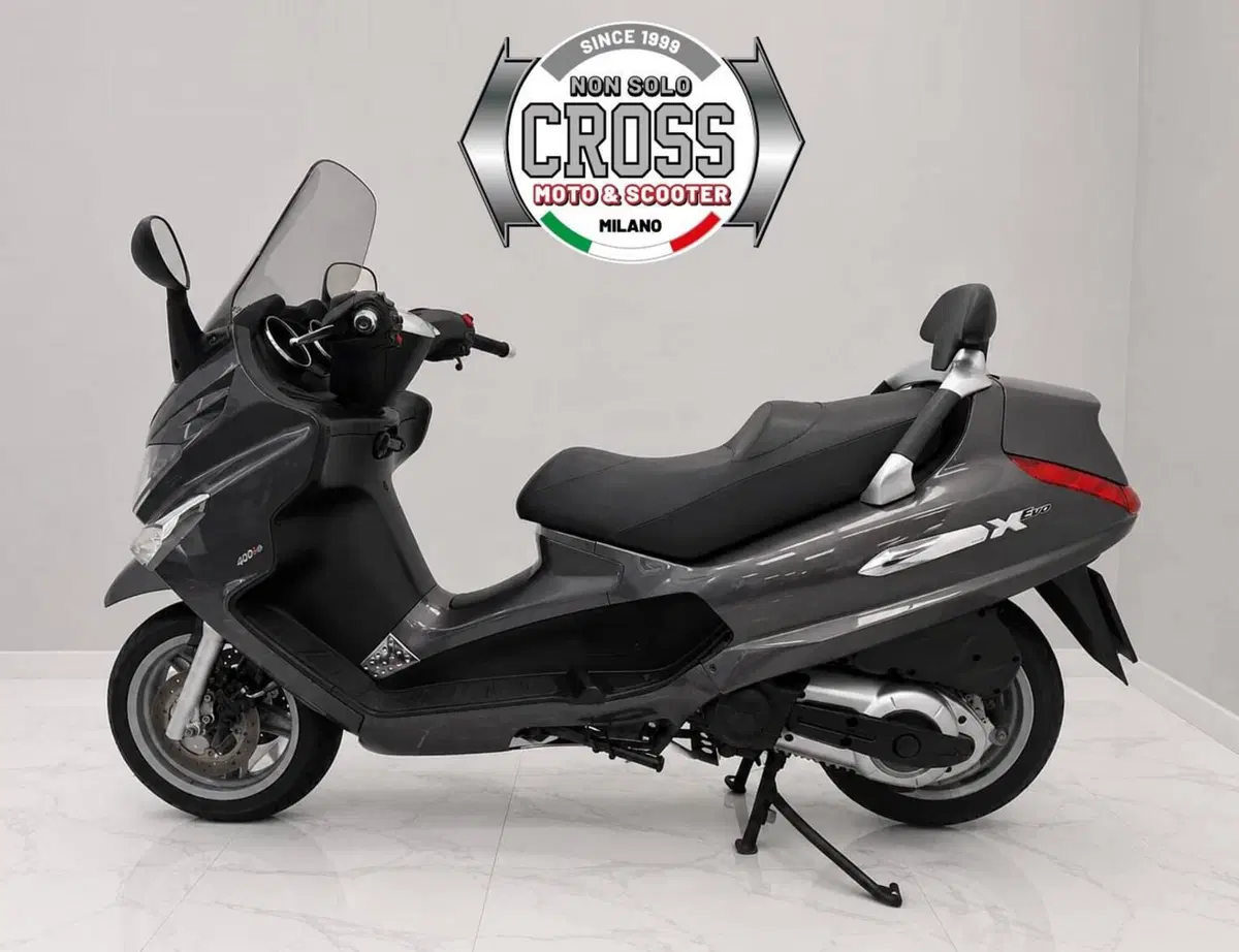 Piaggio Xevo 400 (2007 - 13) (5)