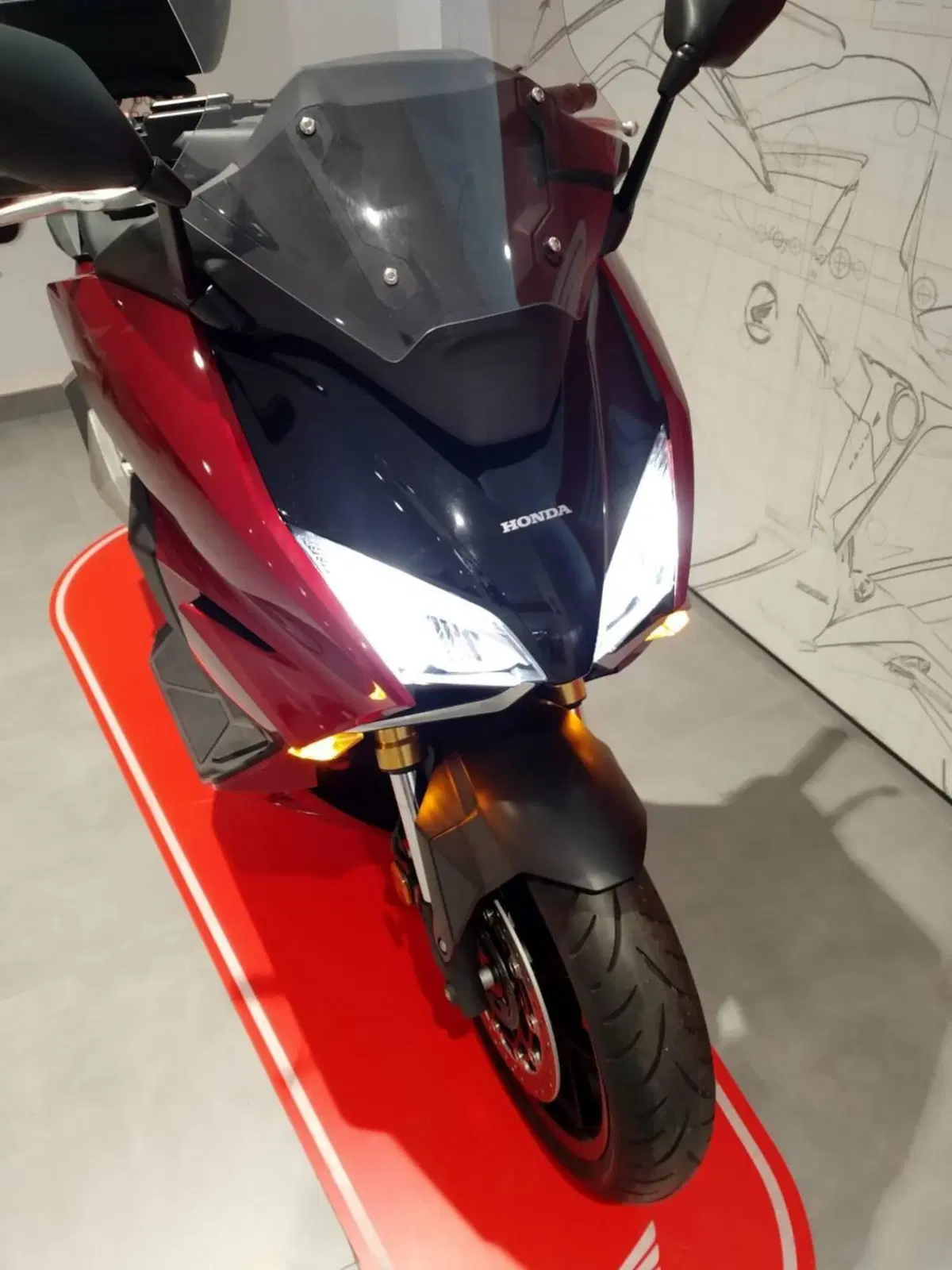 Honda Forza 750 DCT (2021 - 24) (6)