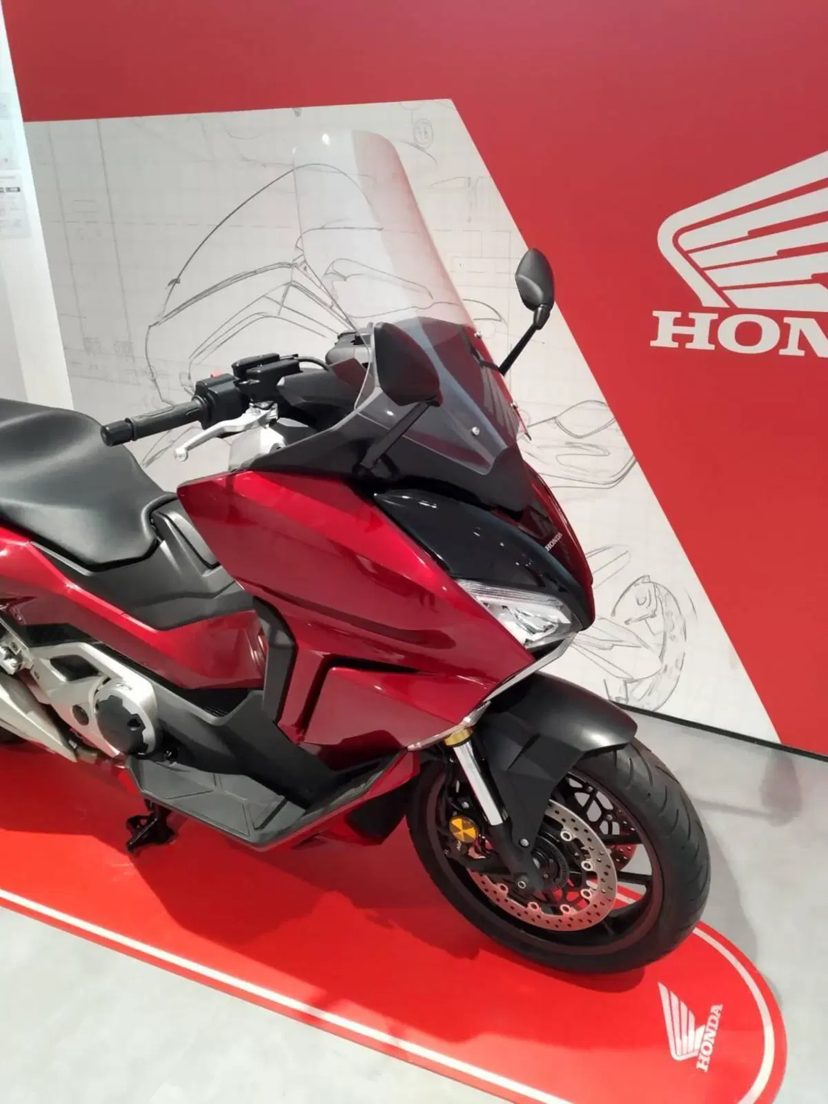 Honda Forza 750 DCT (2021 - 24) (13)