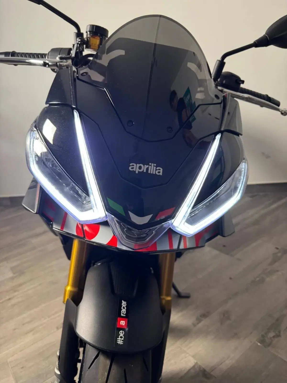Aprilia Tuono 660 Factory (2025 - 26) (16)