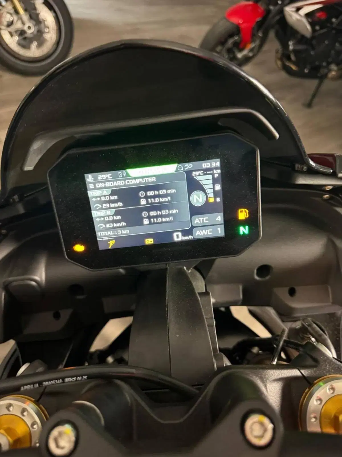 Aprilia Tuono 660 Factory (2025 - 26) (17)