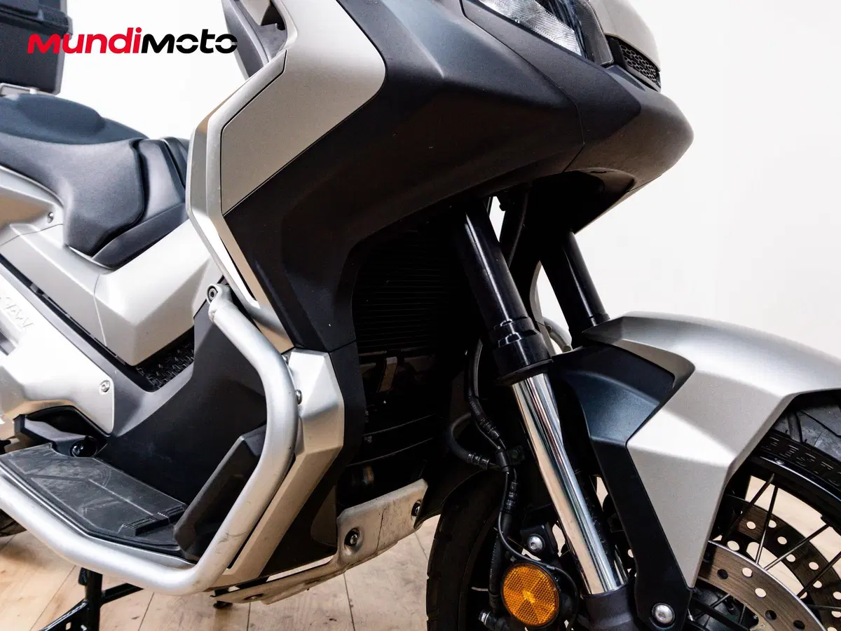Honda X-ADV 750 (2017) (5)