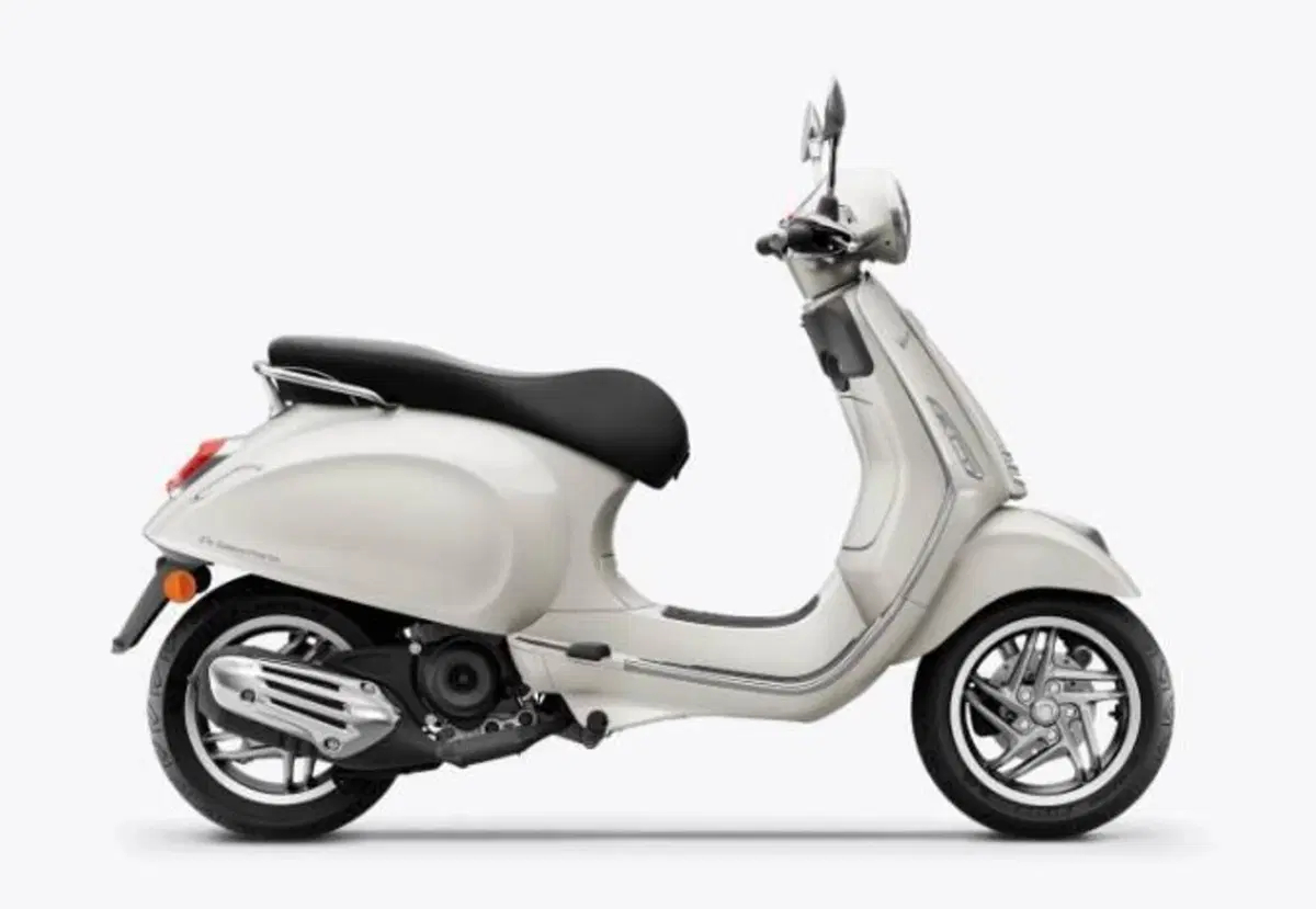 Vespa Primavera 50 (2026) (2)
