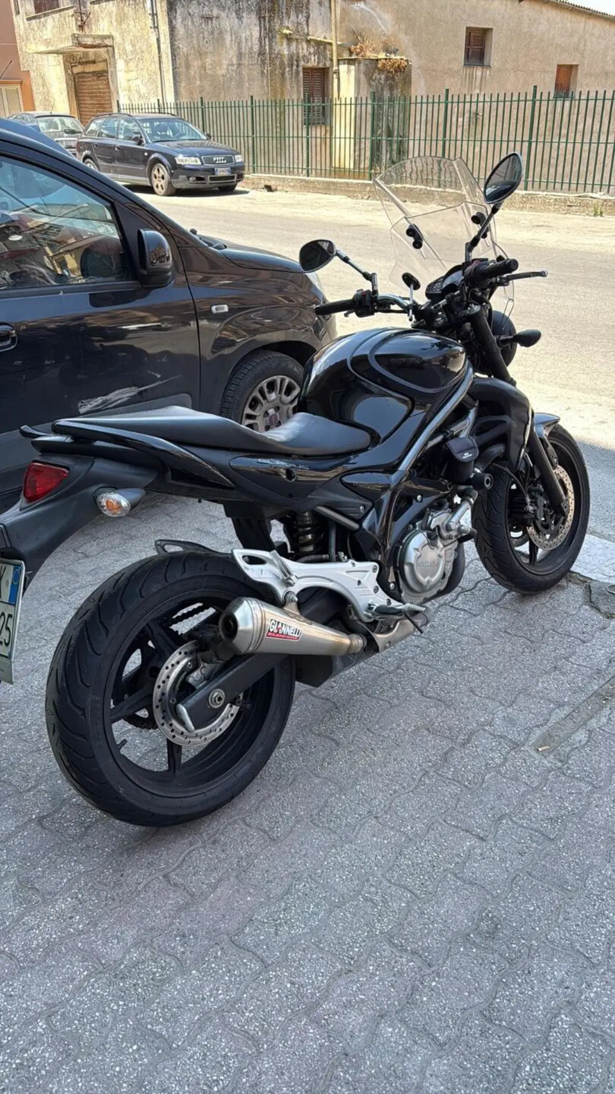 Suzuki Gladius 650 SFV (2009 - 15) (3)