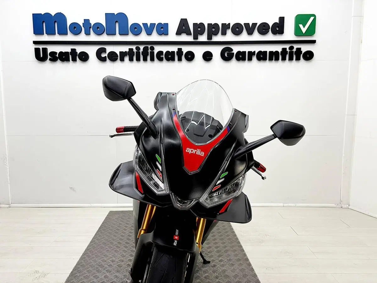 Aprilia RSV4 1100 Factory (2021 - 24) (4)