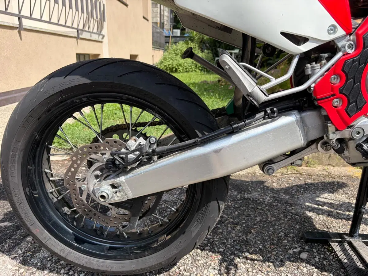 Honda CRF 450RX Supermoto (2021 - 22) (10)