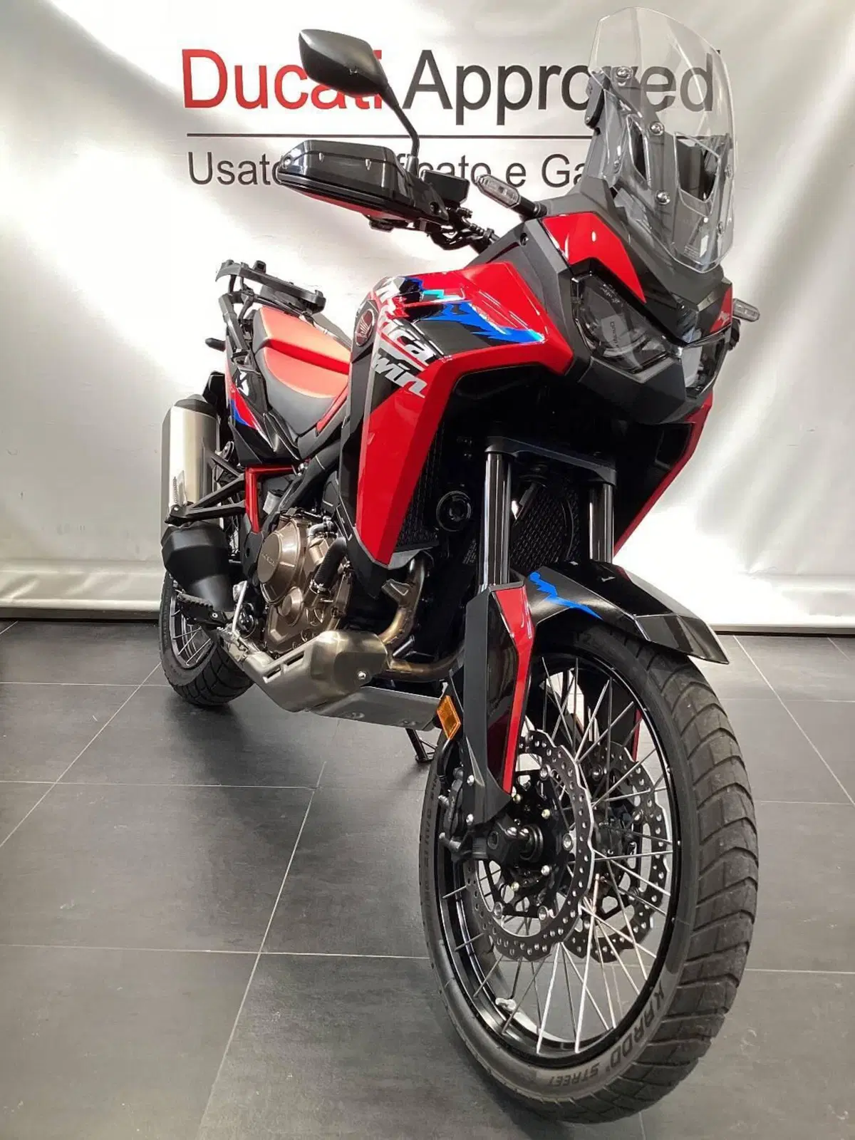 Honda Africa Twin CRF 1100L ES (2024 - 26) (2)