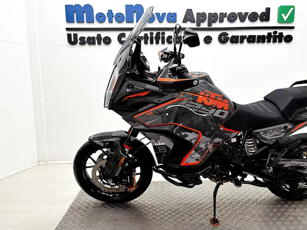 KTM 1290 Super Adventure S (2021) (16)