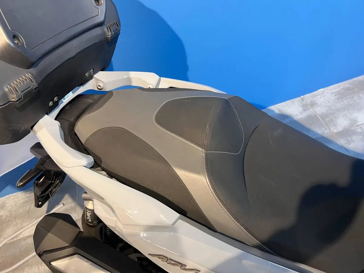 Honda ADV 350 (2022 - 24) (4)