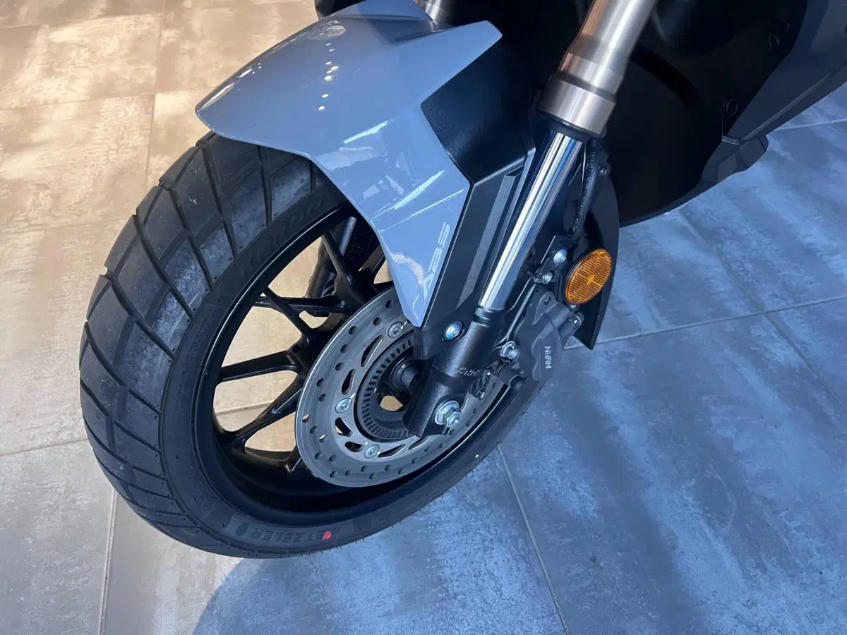 Honda ADV 350 (2022 - 24) (7)