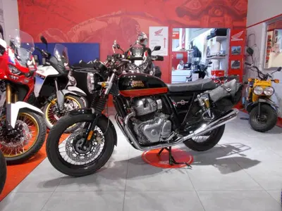 Royal Enfield Interceptor 650 (2021 - 26) usata