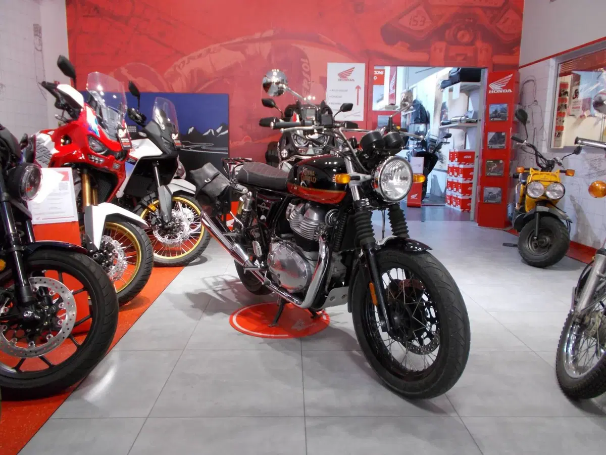 Royal Enfield Interceptor 650 (2021 - 26) (7)
