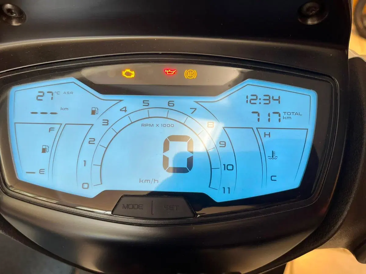 Piaggio Medley 200 S (2025 - 26) (8)