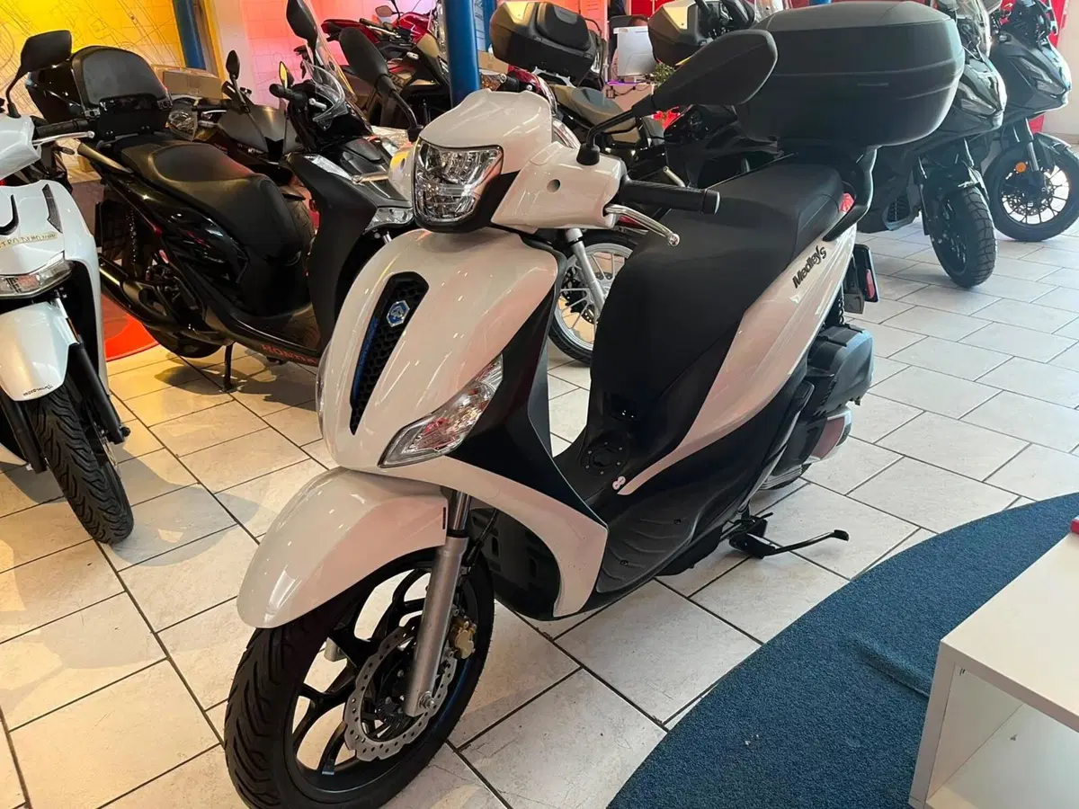 Piaggio Medley 200 S (2025 - 26)