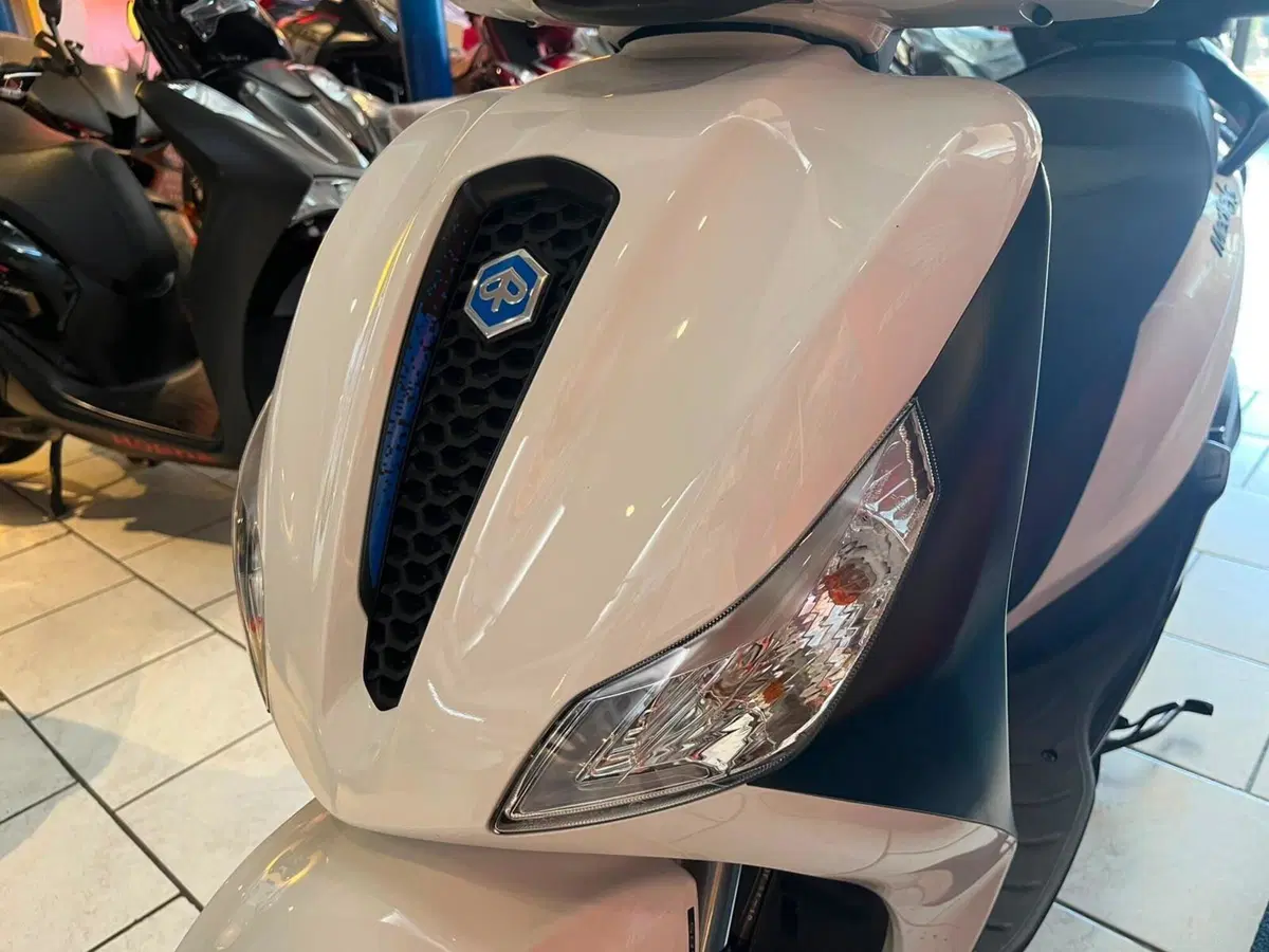 Piaggio Medley 200 S (2025 - 26) (10)