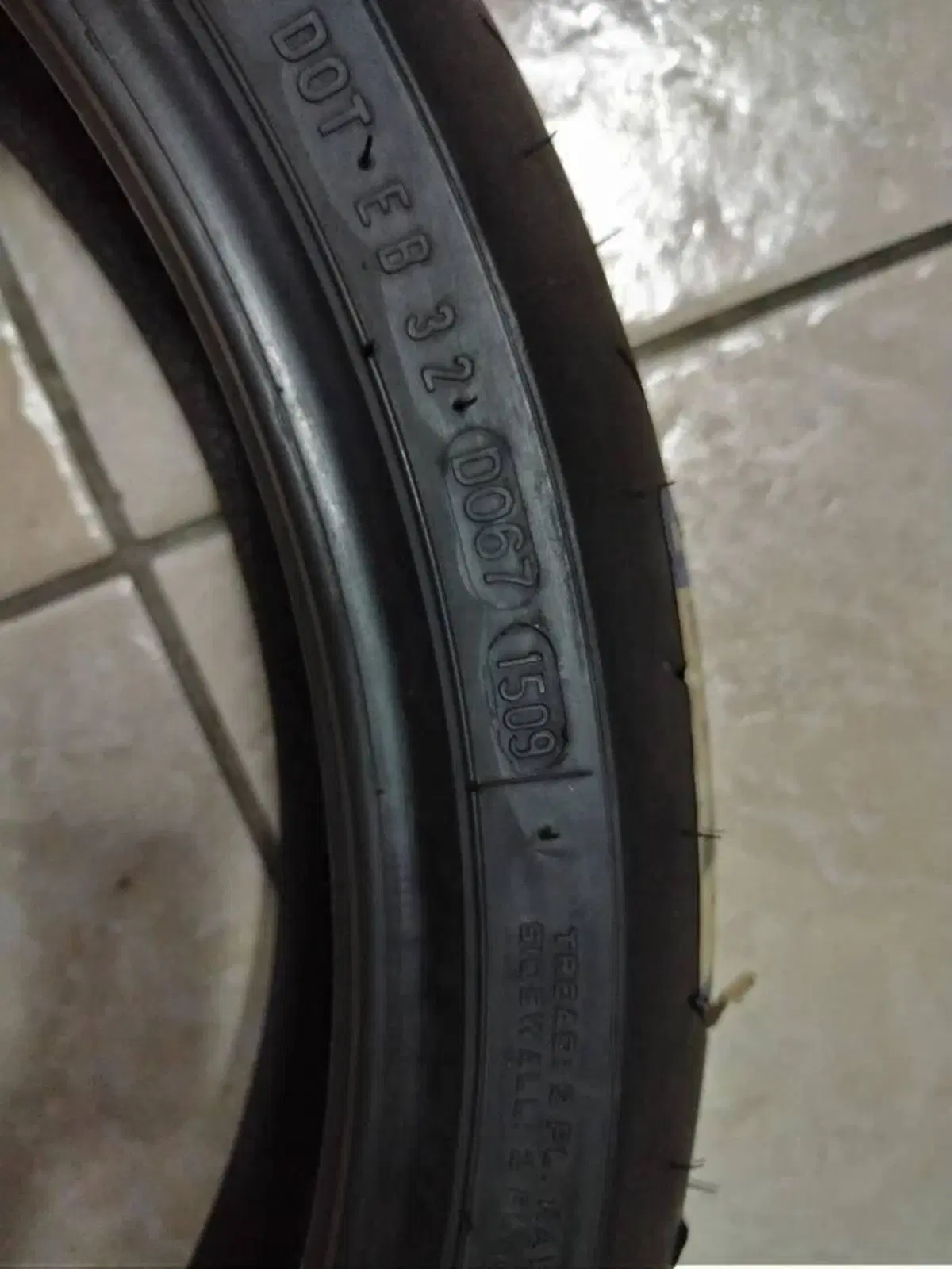 Metzeler Rennsport 120/60 R17 DOT 1509 Pneumatico (3)