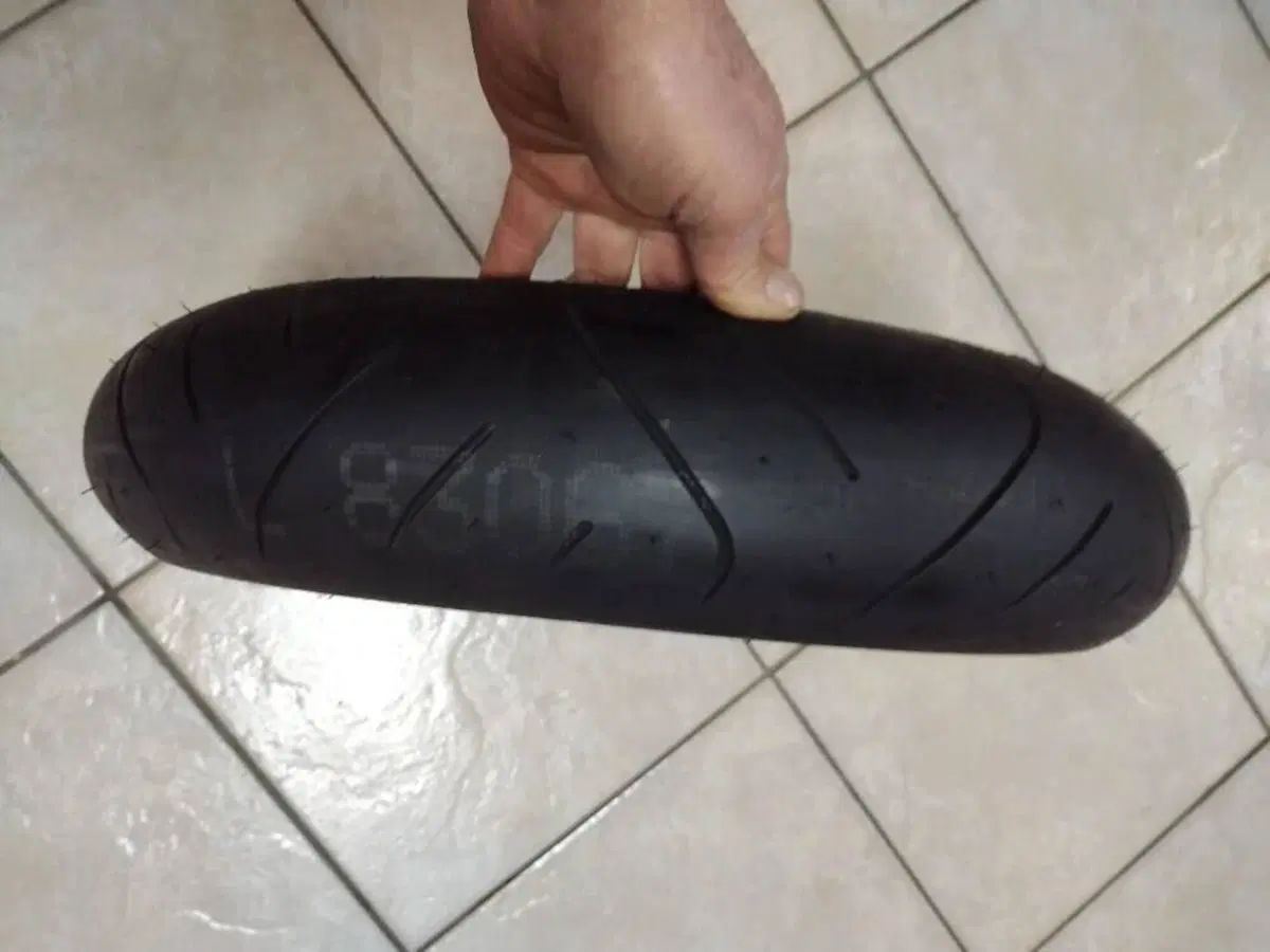 Metzeler Rennsport 120/60 R17 DOT 1509 Pneumatico (2)