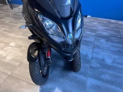 Piaggio Mp3 300 Hpe (2019 - 20) usata