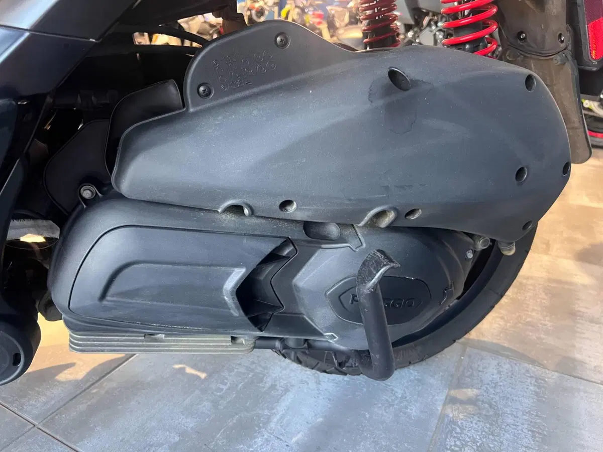 Piaggio Mp3 300 Hpe (2019 - 20) (15)