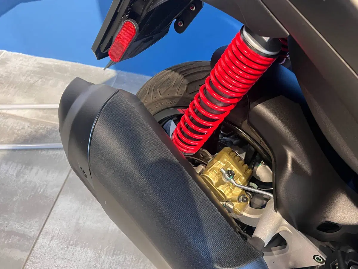 Piaggio Medley 150 S ABS (2020) (4)