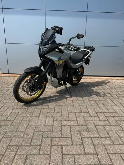 Honda Transalp XL750 (2025) usata