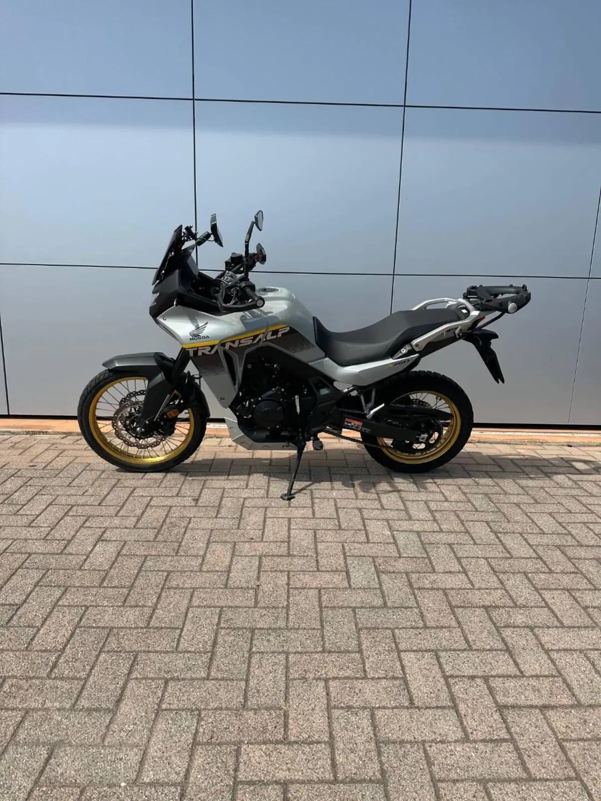 Honda Transalp XL750 (2025) (2)